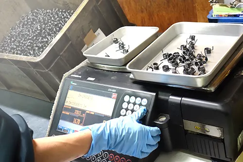 設備、検査器